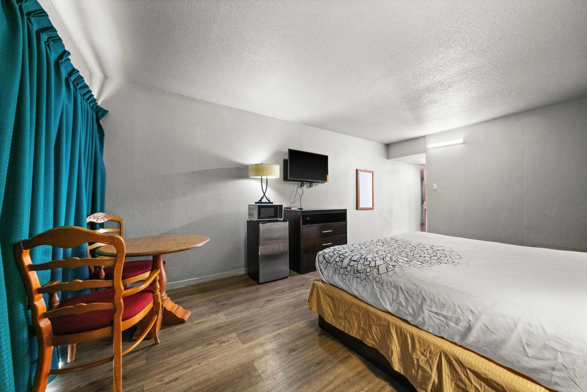 Executive Inn Rusk Esterno foto
