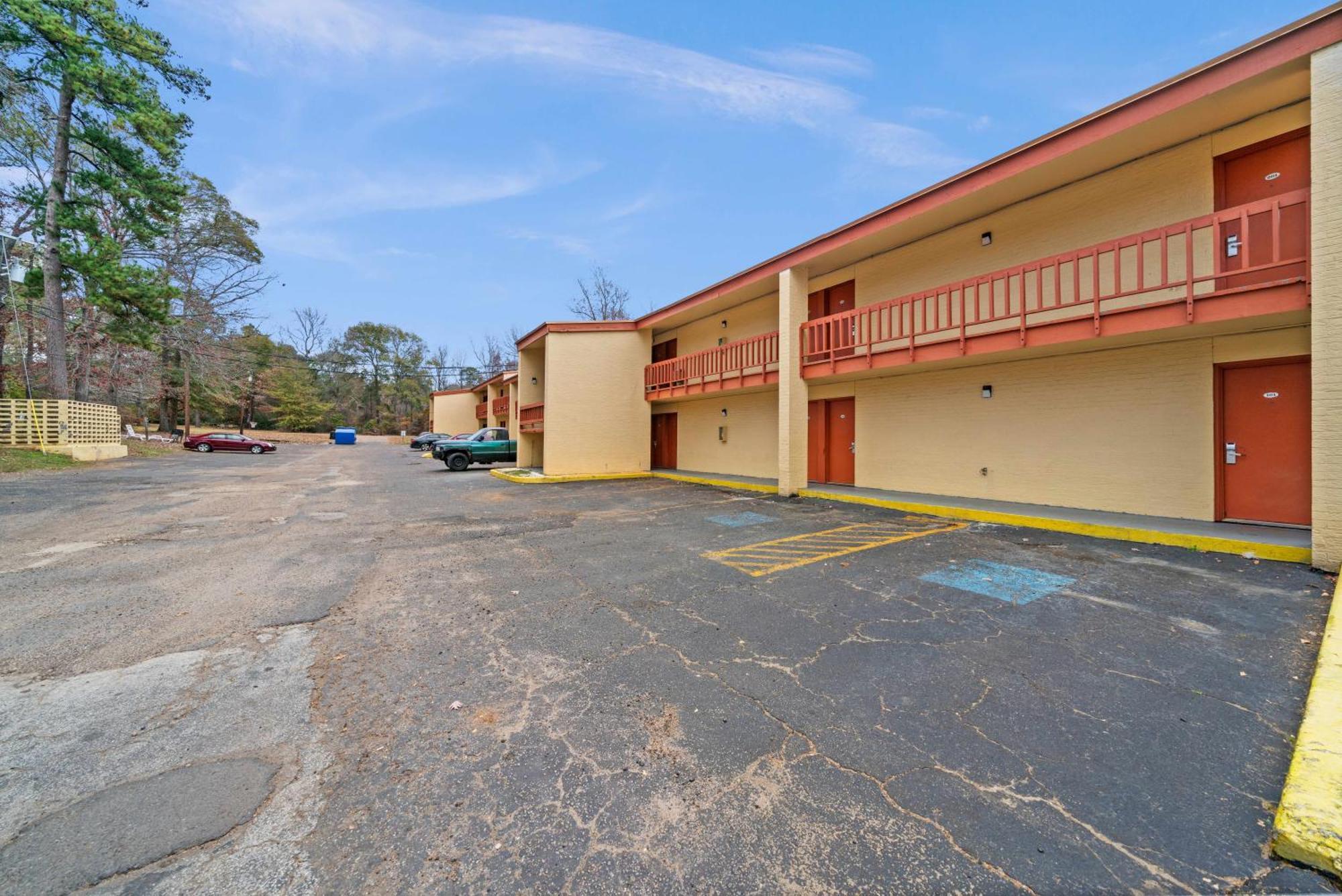 Executive Inn Rusk Esterno foto